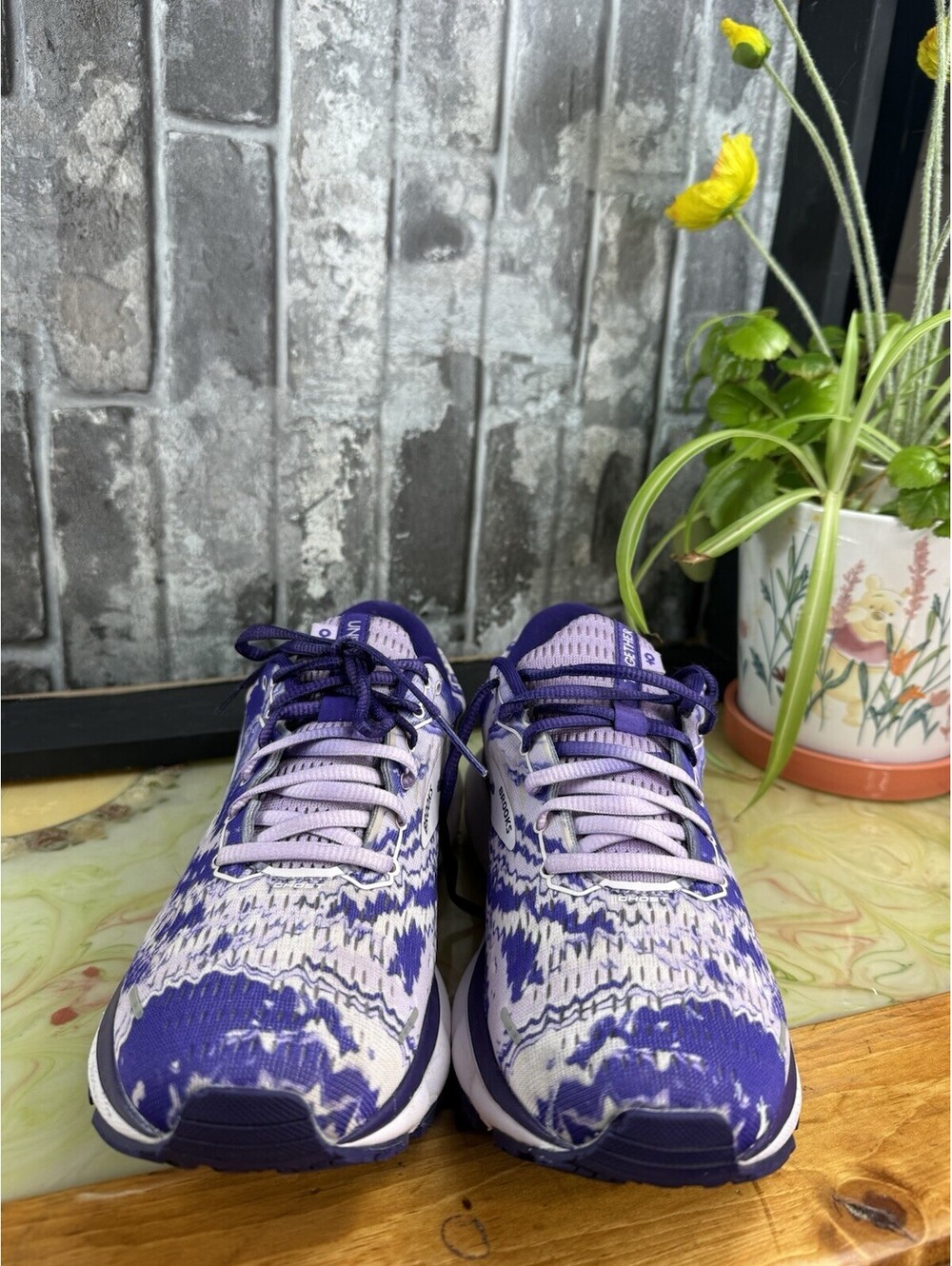 Limited Edition Brooks  Ghost 13 Together Women’s Purple/White Low Top 120338 - Picture 4 of 7